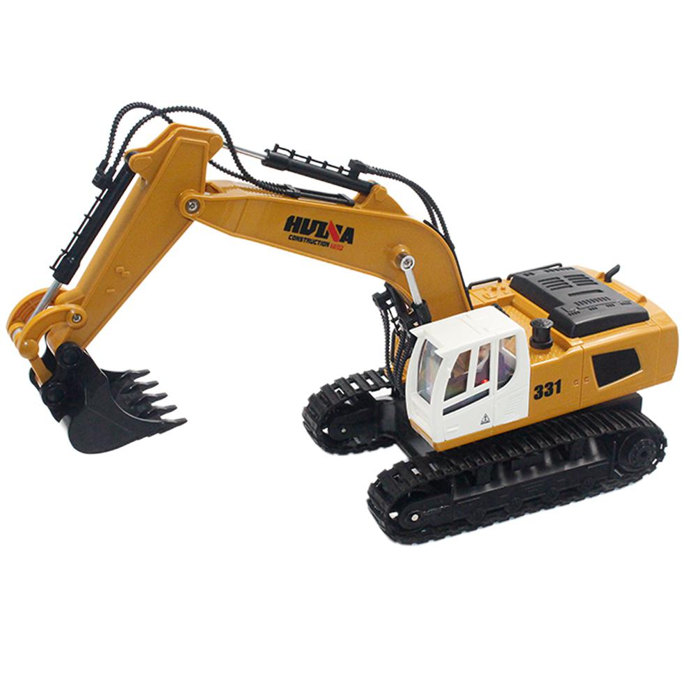 Huina 1331 — excavadora RC 1:16